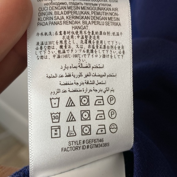 BCBGeneration Navy Blue Mini Dress VNeck crossover - 2 - Picture 9 of 9